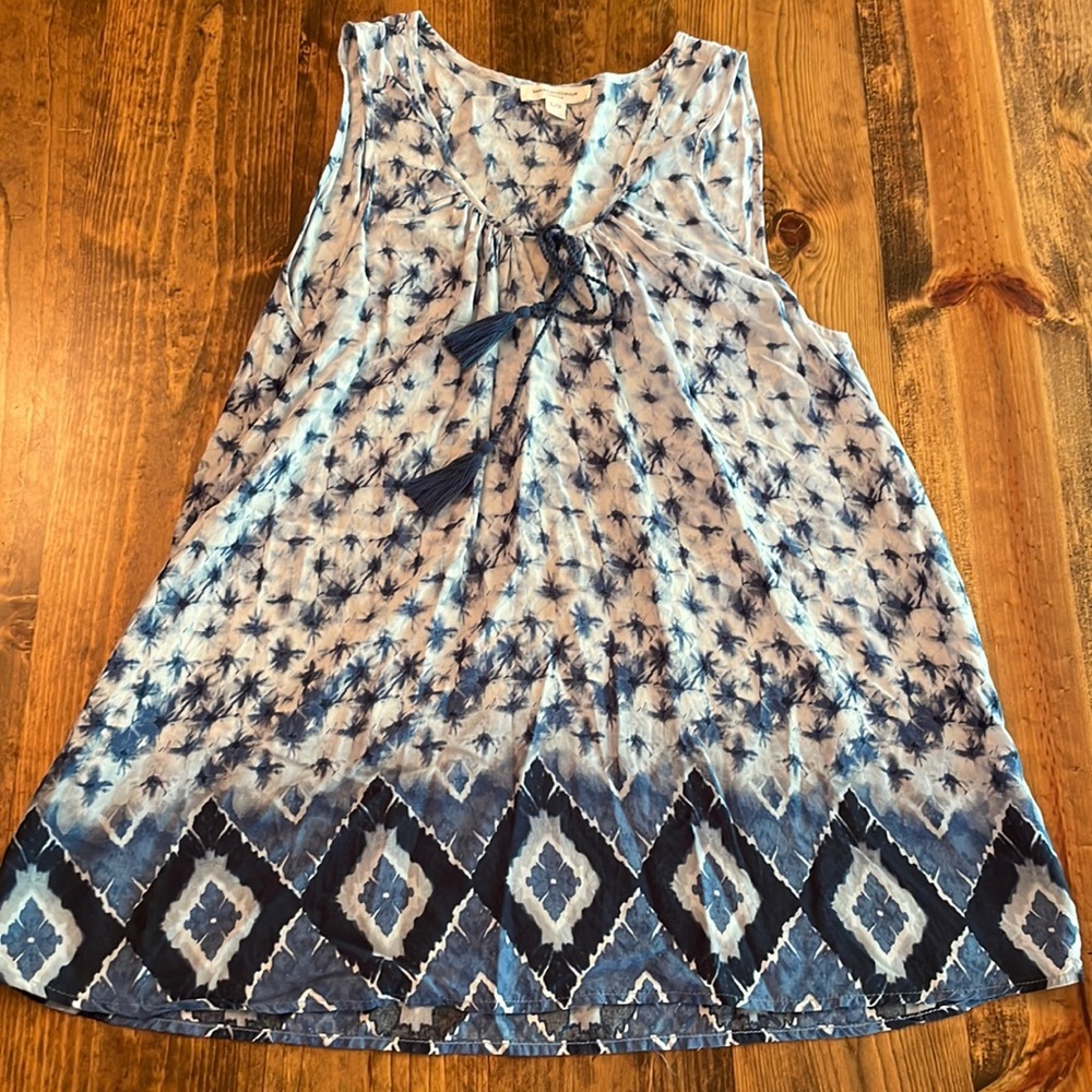 Flowy tank